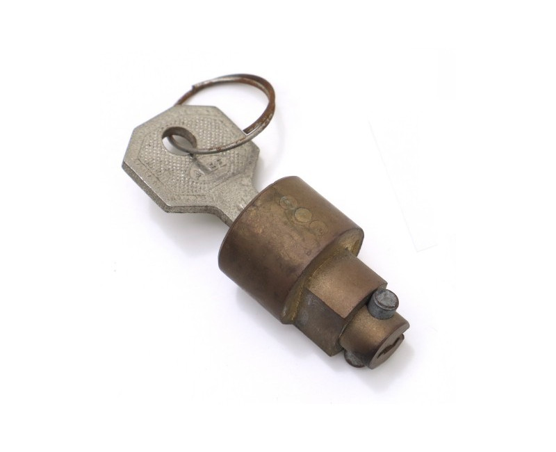 SERRURE A BARILLET POUR RACCORD KF27A