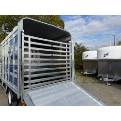 ISUZU M21 + BÉTAILLÈRE OVIN 2 ÉTAGES