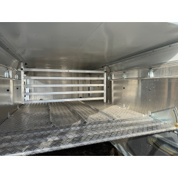 ISUZU M21 + BÉTAILLÈRE OVIN 2 ÉTAGES