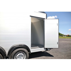 FOURGON ROADSTER 700