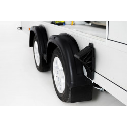 FOURGON ROADSTER 2000