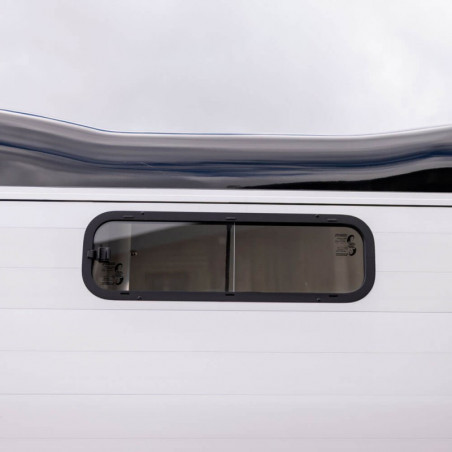 FENÊTRE LATÉRALE GAUCHE 230X800