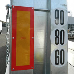 2 PLAQUES RÉTRO RÉFLÉCHISSANTES