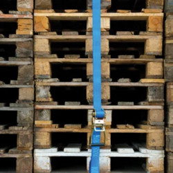 SANGLE CLIQUET 50MM 9M 5T DOIGTS ÉCARTÉS